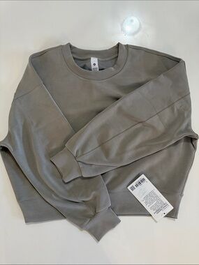 Lululemon Perfectly oversized crop crew softstreme size 4